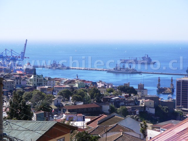 Valparaíso - CHILECRONO, Hechos que marcaron la historia de Chile. Fotografías originales. Propiedad de WWW.CHILECRONO.CL CHILECRONO, Hechos, Acontecimientos, efemérides que marcaron la historia de Chile. Fotografías originales. Propiedad de WWW.CHILECRONO.CL
